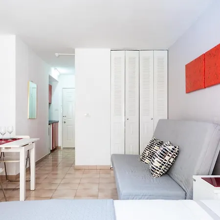 Hemeras Boutique Homes - Studio With Heated Pool In Los Cristianos Los Cristianos (Tenerife)